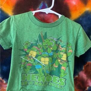 Nickelodeon Green Short Sleeve Tee with Cartoon Turtles